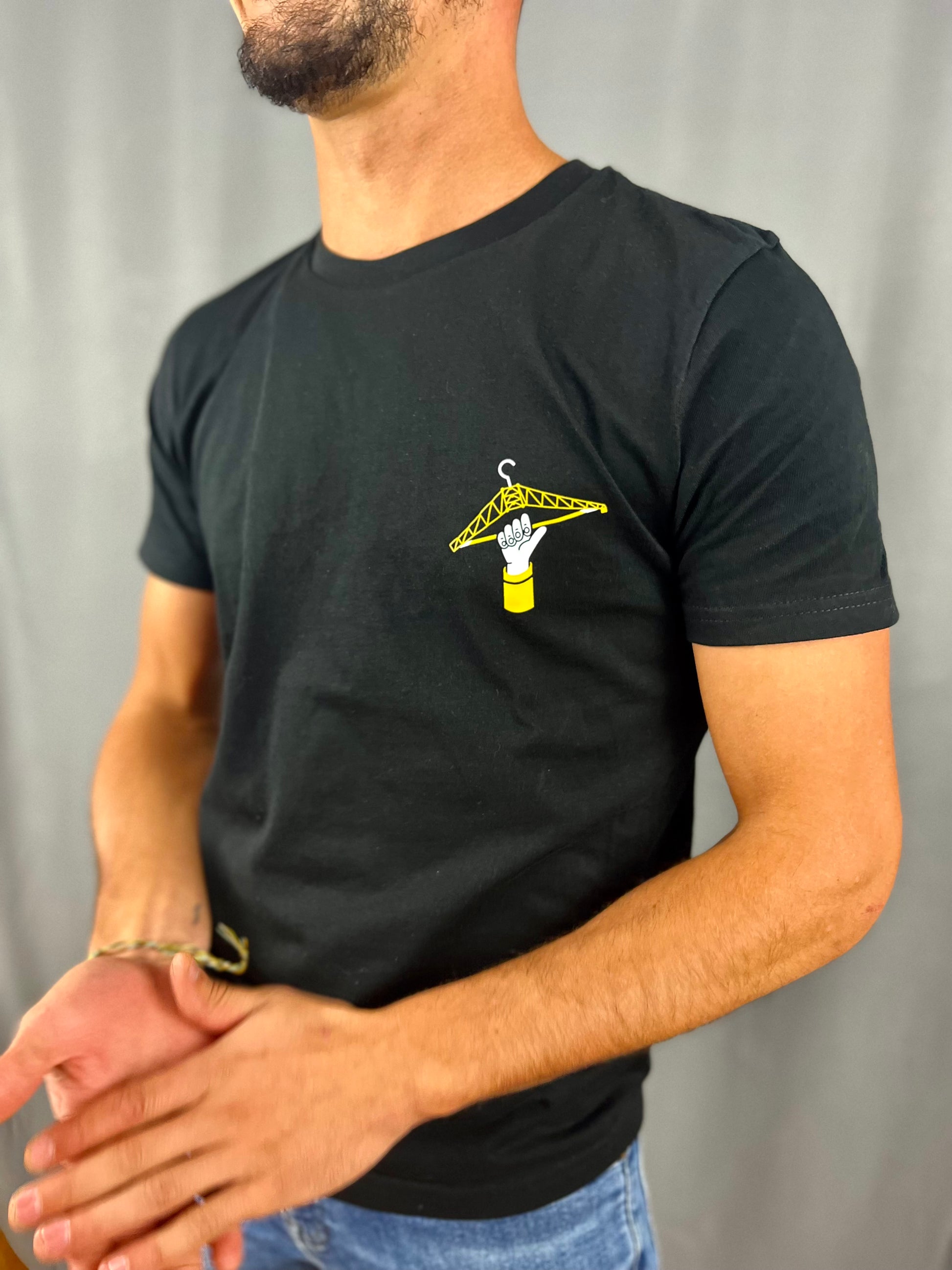T-Shirt Noir Homme Collection 'Cintre en L'Air' Terribles Nantais zoomé